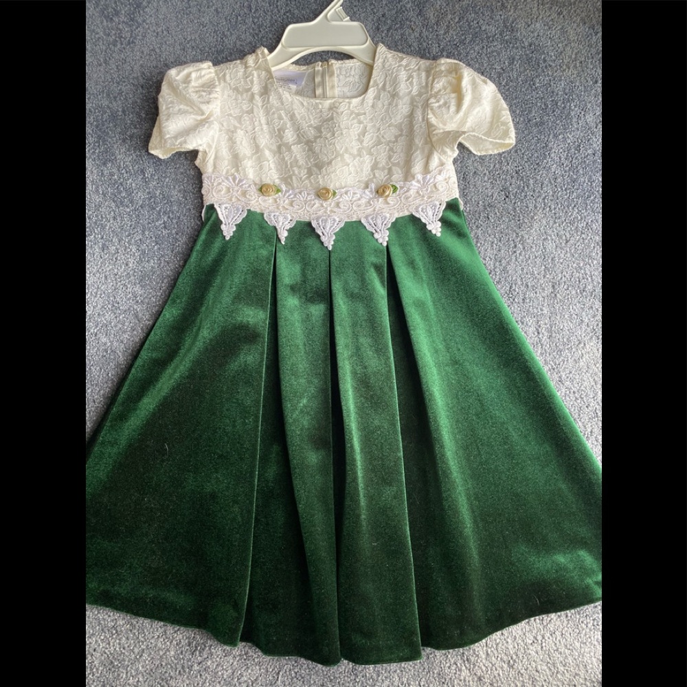 Bonnie Jean Children’s Velvet Holiday Dress